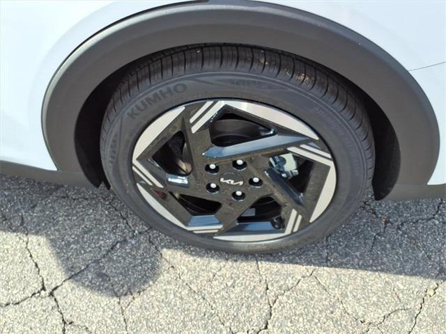new 2025 Kia K4 car, priced at $24,560