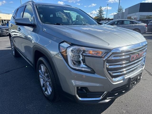 used 2024 GMC Terrain car, priced at $22,996