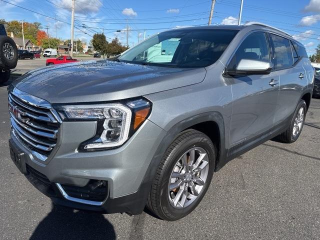 used 2024 GMC Terrain car, priced at $22,996