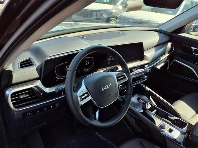 new 2025 Kia Telluride car, priced at $43,610