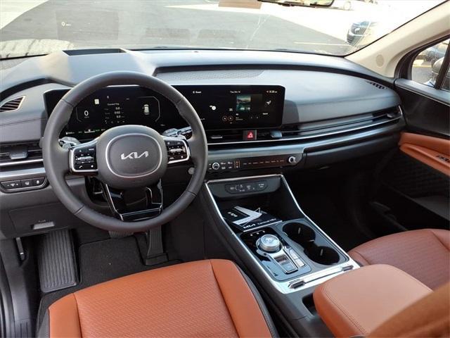 new 2026 Kia Carnival Hybrid car, priced at $54,070