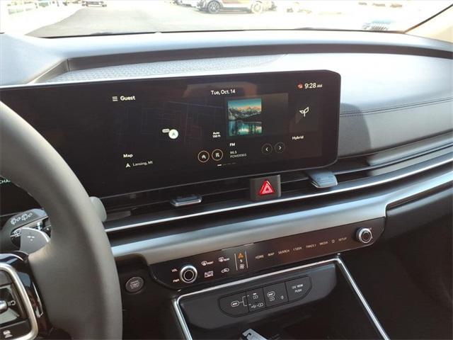 new 2026 Kia Carnival Hybrid car, priced at $54,070