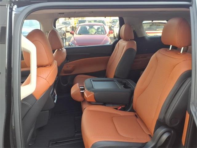 new 2026 Kia Carnival Hybrid car, priced at $54,070