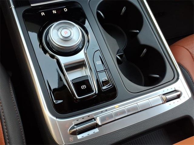 new 2026 Kia Carnival Hybrid car, priced at $54,070