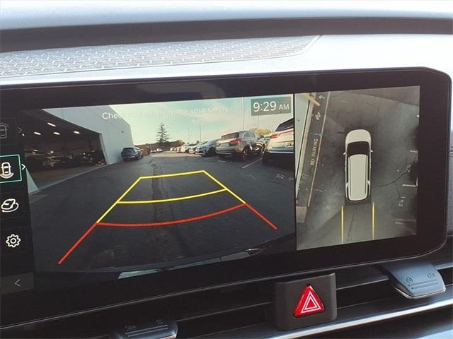 new 2026 Kia Carnival Hybrid car, priced at $54,070