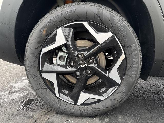 new 2026 Kia Seltos car, priced at $28,880