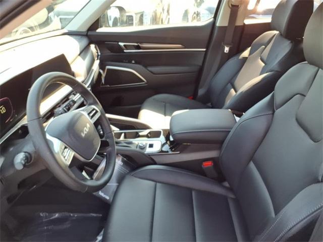 new 2025 Kia Telluride car, priced at $38,610