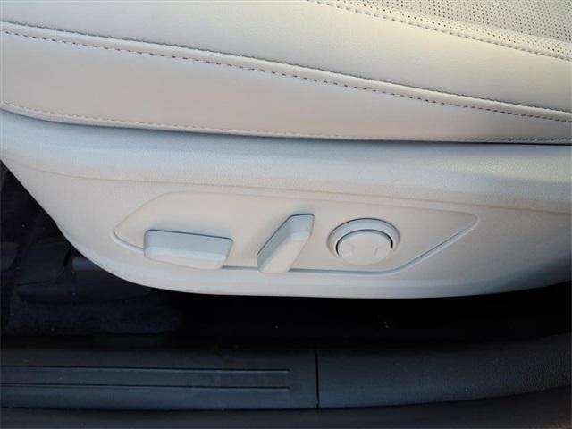 new 2026 Kia Sorento car, priced at $39,495