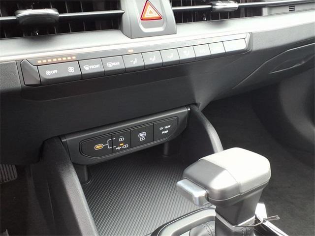 new 2025 Kia K4 car, priced at $24,060