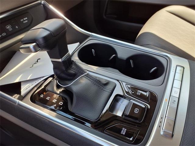 new 2025 Kia Carnival car, priced at $43,100