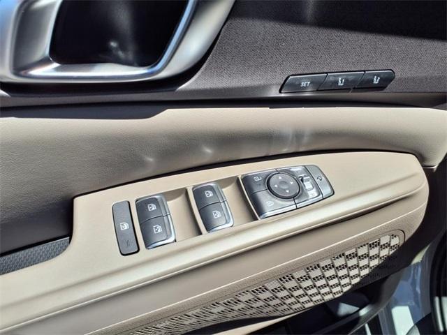 new 2025 Kia Carnival car, priced at $43,100