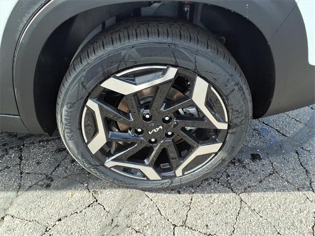 new 2026 Kia Seltos car, priced at $33,945