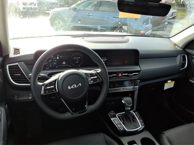new 2026 Kia Seltos car, priced at $33,945