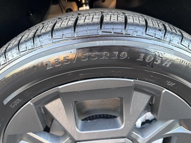 new 2026 Kia Carnival Hybrid car, priced at $49,425