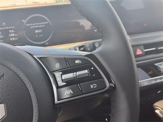 new 2025 Kia Seltos car, priced at $28,347