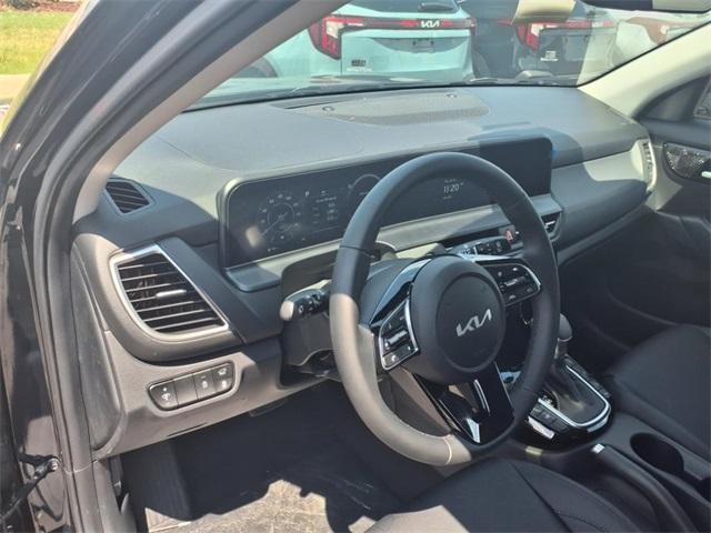 new 2025 Kia Seltos car, priced at $28,347