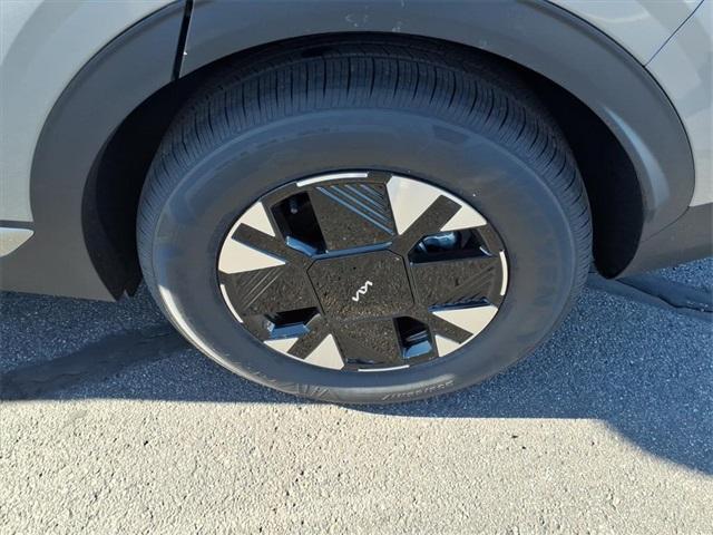 new 2026 Kia Sportage Hybrid car, priced at $30,935