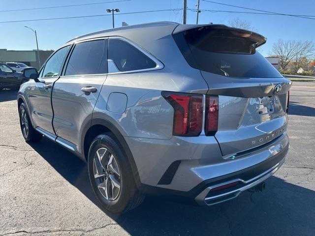 used 2021 Kia Sorento Hybrid car, priced at $22,779