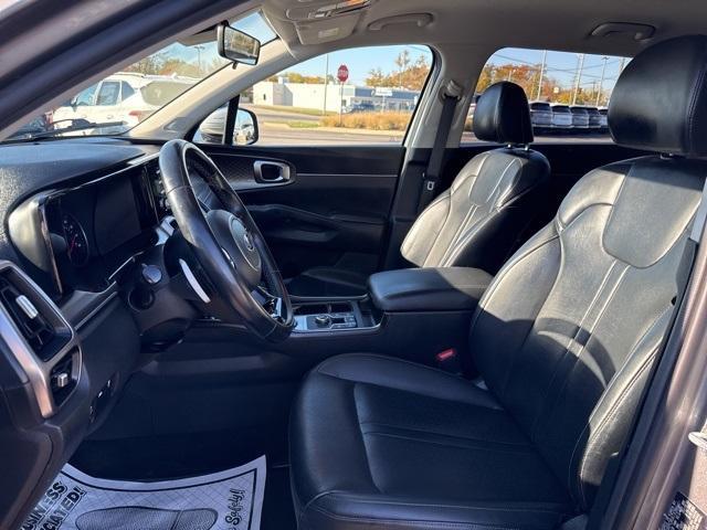 used 2021 Kia Sorento Hybrid car, priced at $22,779