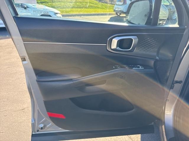 used 2021 Kia Sorento Hybrid car, priced at $22,779