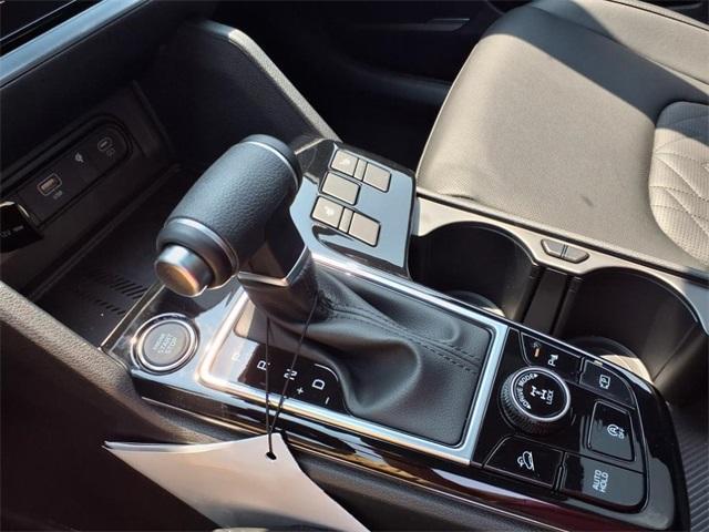 new 2025 Kia Sportage car, priced at $33,755
