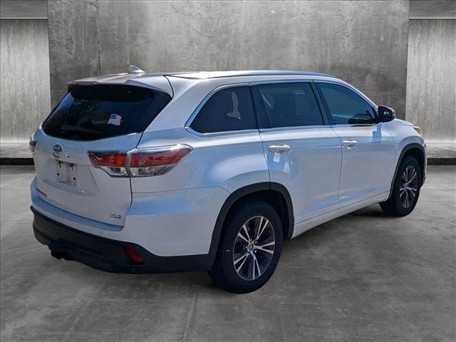 used 2016 Toyota Highlander car, priced at $17,509