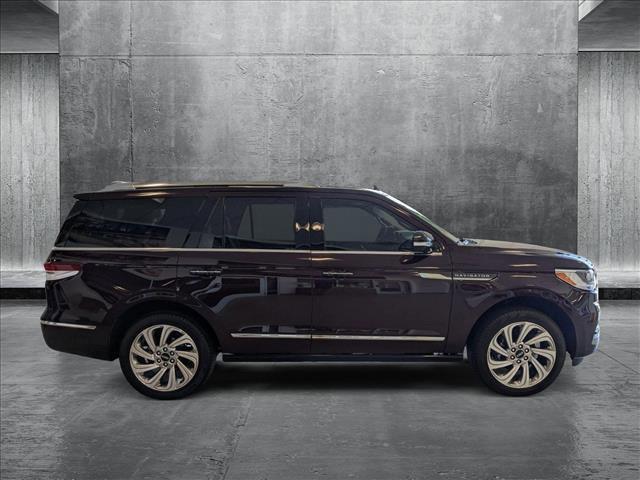 used 2024 Lincoln Navigator car, priced at $86,774
