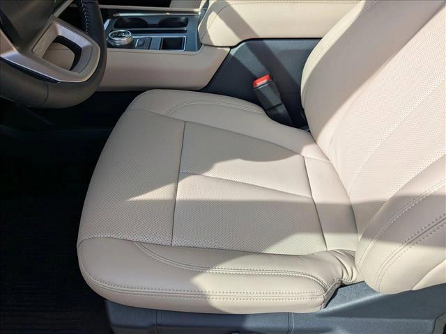 new 2024 Ford Expedition car, priced at $61,409