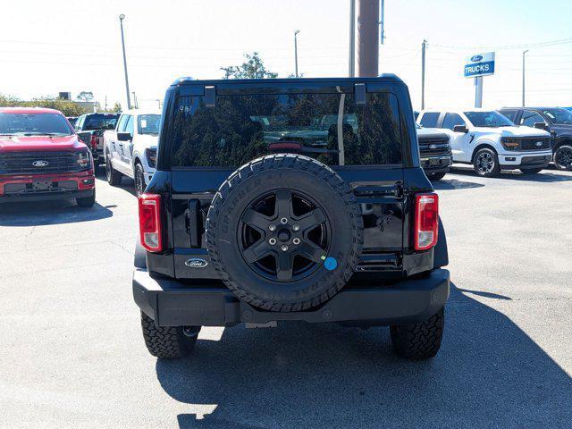 new 2025 Ford Bronco car, priced at $47,032