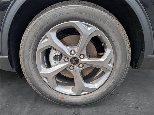 new 2025 Ford Escape car, priced at $30,638