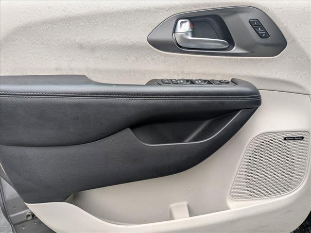 used 2019 Chrysler Pacifica car, priced at $20,406