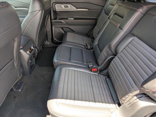 new 2025 Ford Explorer car, priced at $39,440