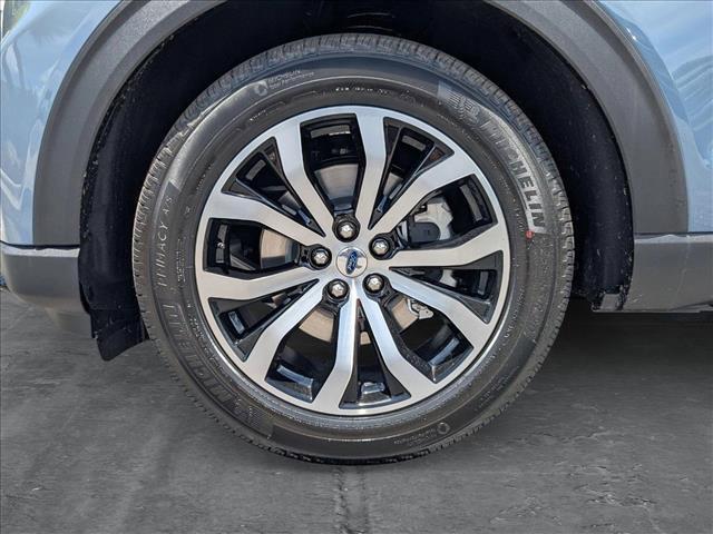 new 2025 Ford Explorer car, priced at $39,440