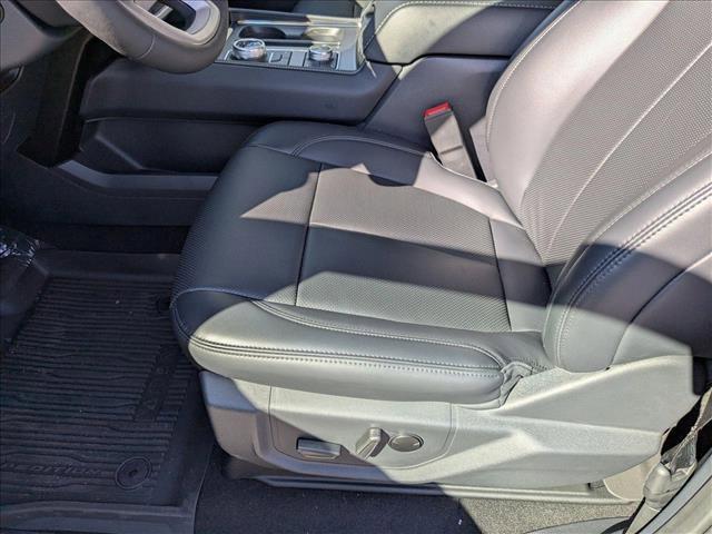 new 2024 Ford Expedition car, priced at $62,395