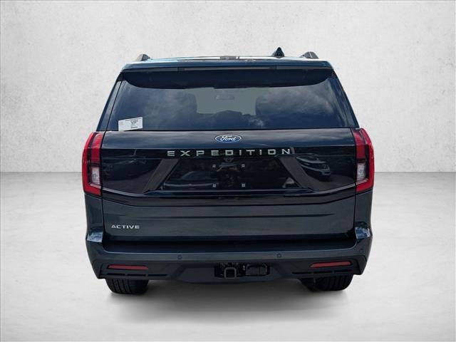 new 2025 Ford Expedition car, priced at $68,144