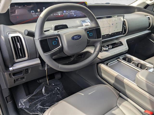 new 2025 Ford Expedition car, priced at $68,144