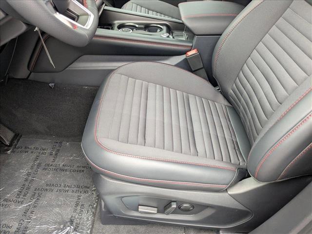 new 2025 Ford Explorer car, priced at $40,008