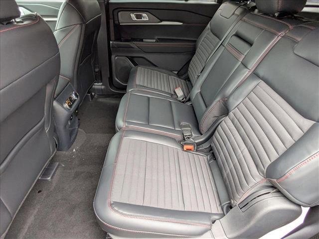 new 2025 Ford Explorer car, priced at $40,008
