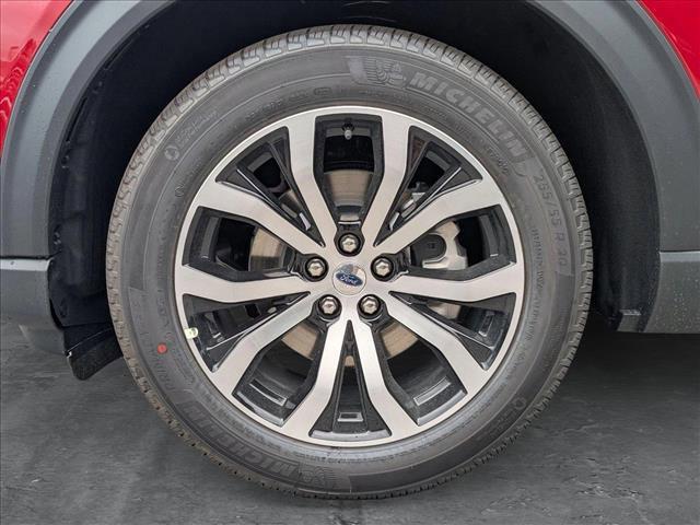 new 2025 Ford Explorer car, priced at $40,008