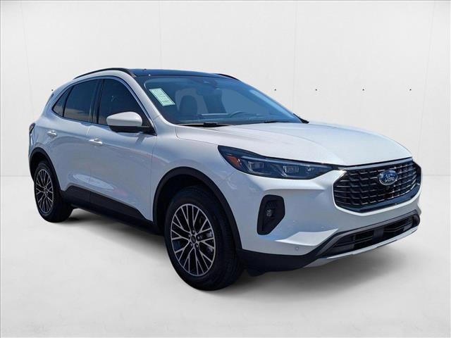 new 2025 Ford Escape PHEV car, priced at $33,149