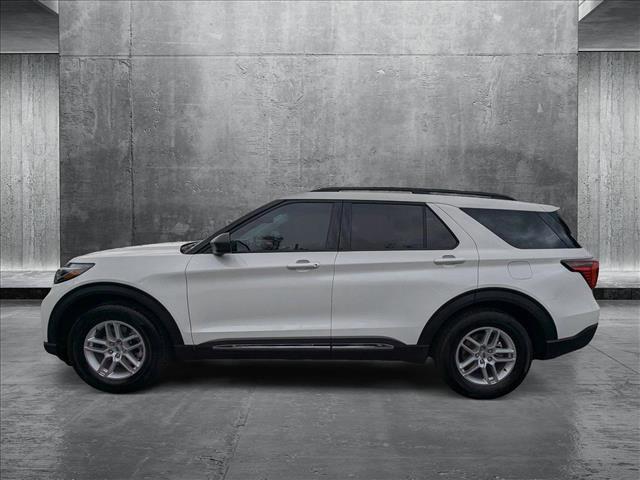 new 2025 Ford Explorer car, priced at $40,832