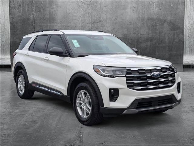 new 2025 Ford Explorer car, priced at $40,832