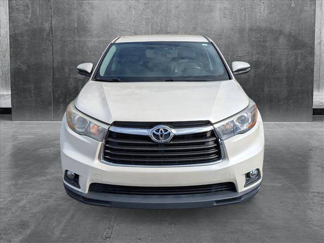 used 2015 Toyota Highlander car, priced at $16,985