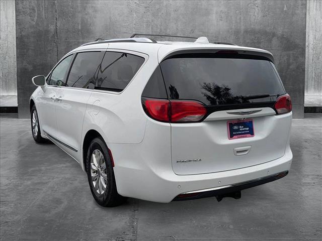 used 2018 Chrysler Pacifica car, priced at $15,758