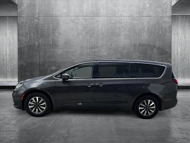 used 2022 Chrysler Pacifica Hybrid car, priced at $19,833