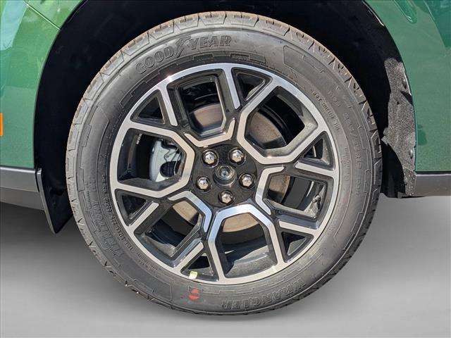 new 2025 Ford Maverick car, priced at $35,065