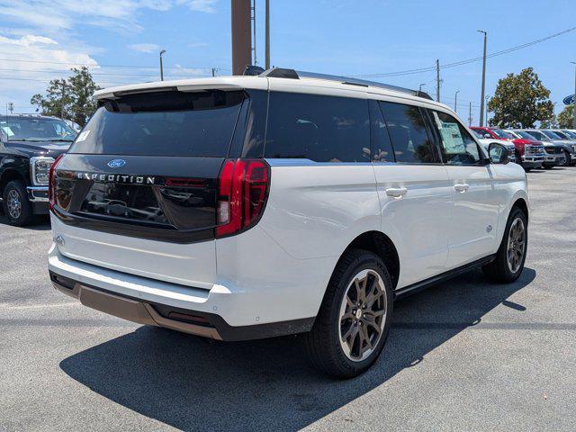 new 2025 Ford Expedition car, priced at $87,590
