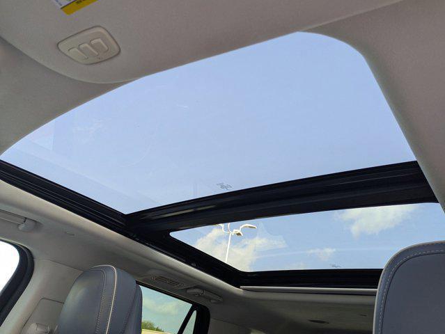 used 2019 Lincoln Navigator car, priced at $39,677