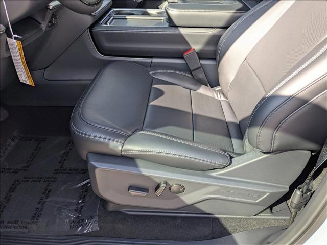 new 2025 Ford Expedition car, priced at $75,645