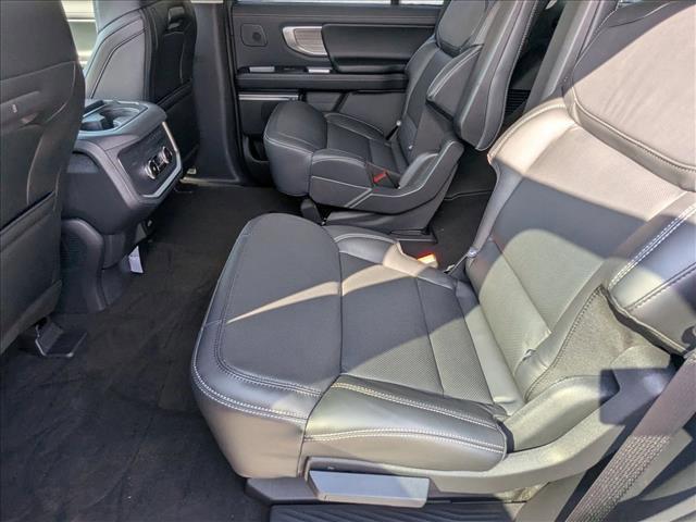 new 2025 Ford Expedition car, priced at $75,645
